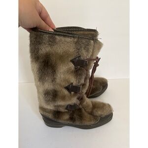 Vintage Snowland Fur Laceup Boots Women’s Size 5